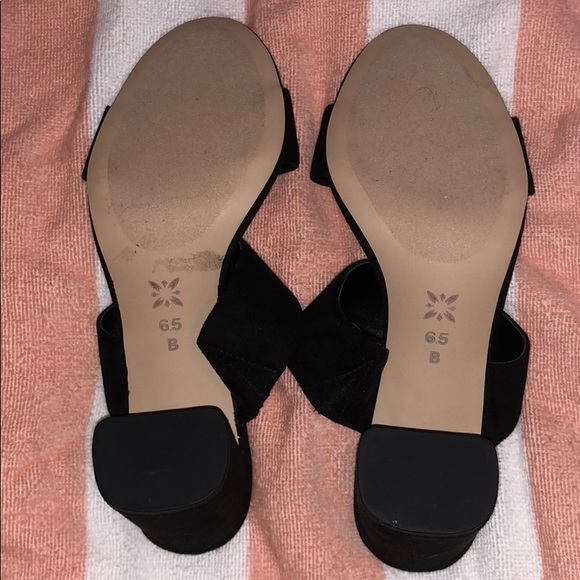 BCBGeneration 3in heels - Picture 3 of 6